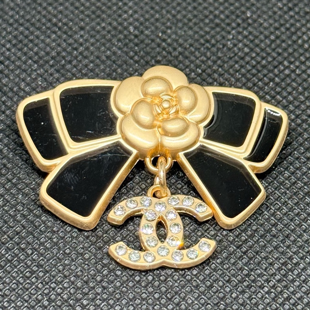 Chanel Brooch - Made in France💎 - Picture 2 of 8